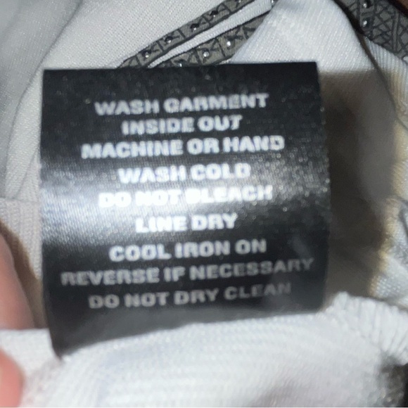 KISS & Fly Date Night top - Picture 7 of 7